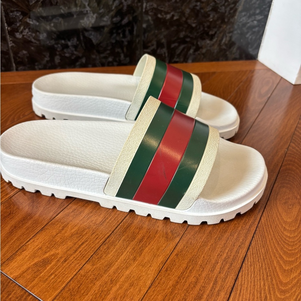 Gucci Green and Red Slide Sandals